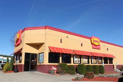 Loop West</strong> in Houston, TX and enjoy <strong>Denny's</strong> delicious coffee, pancakes, burgers, and more. . Denny near me
